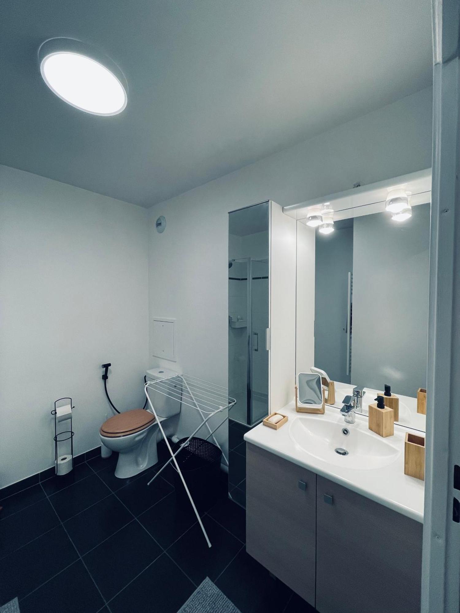 Appartement Lahcen Thorigny-sur-Marne Екстер'єр фото