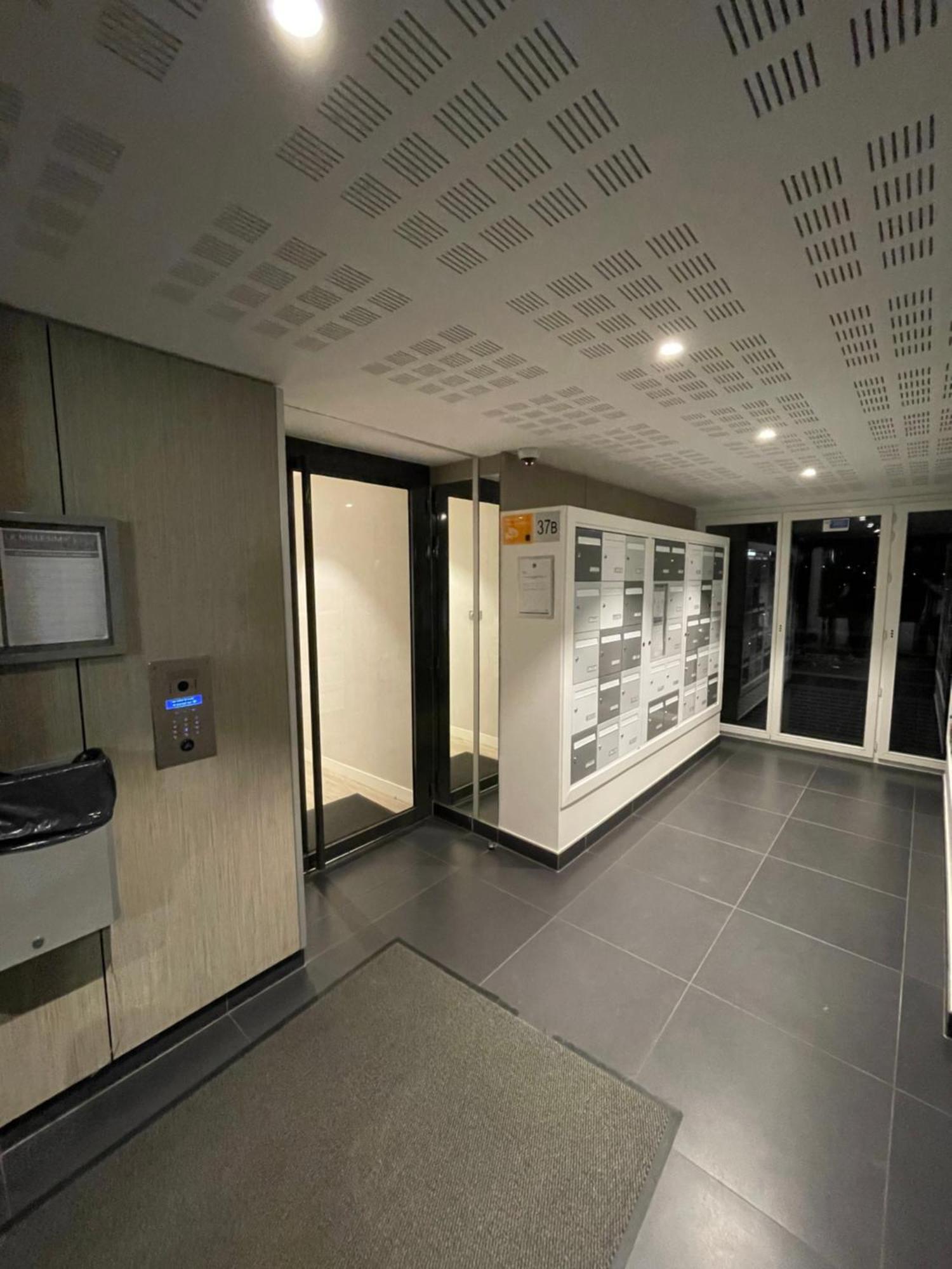 Appartement Lahcen Thorigny-sur-Marne Екстер'єр фото
